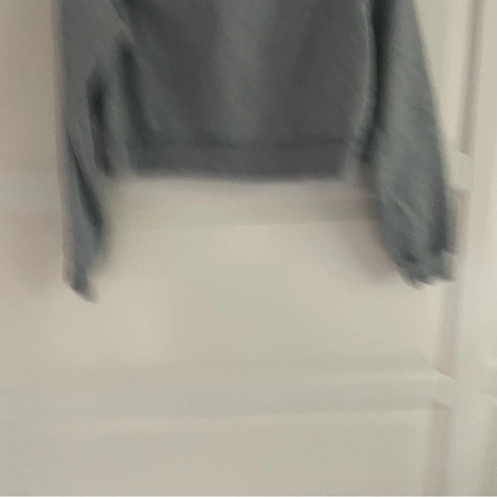 Nike Gray Sportswear Swoosh Fleece Crewneck Cropped Sweatshirt 27092